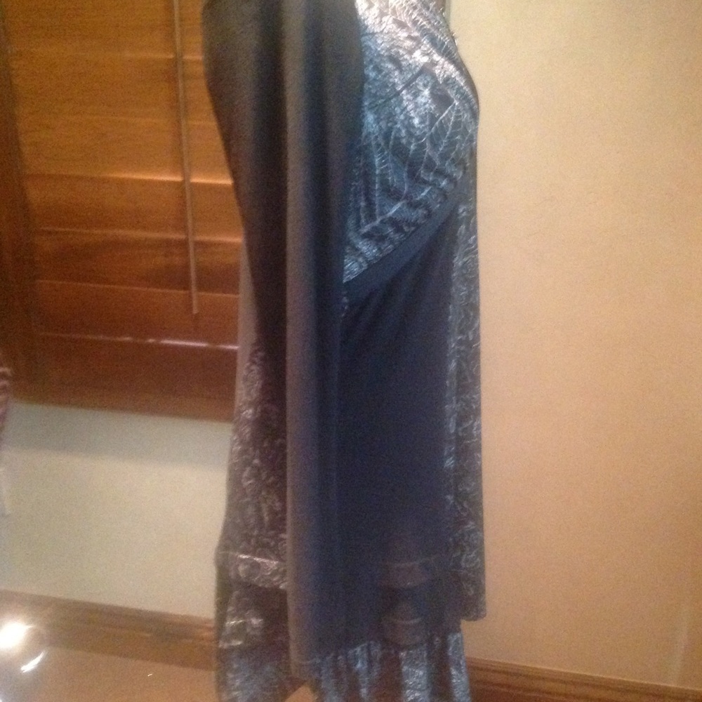 New Ruffled Tunic - image 7